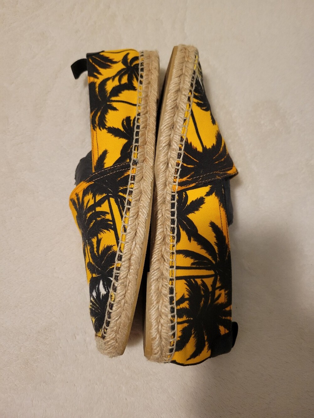Saint Laurent Yellow and Black Palm-Print Espadrille Slip-Ons - size 42.5 - Picture 5 of 7